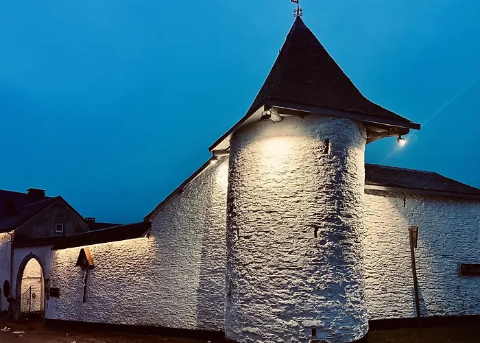 Manoir de Sterpigny, château-ferme 17ème siècle gîte la Tour
